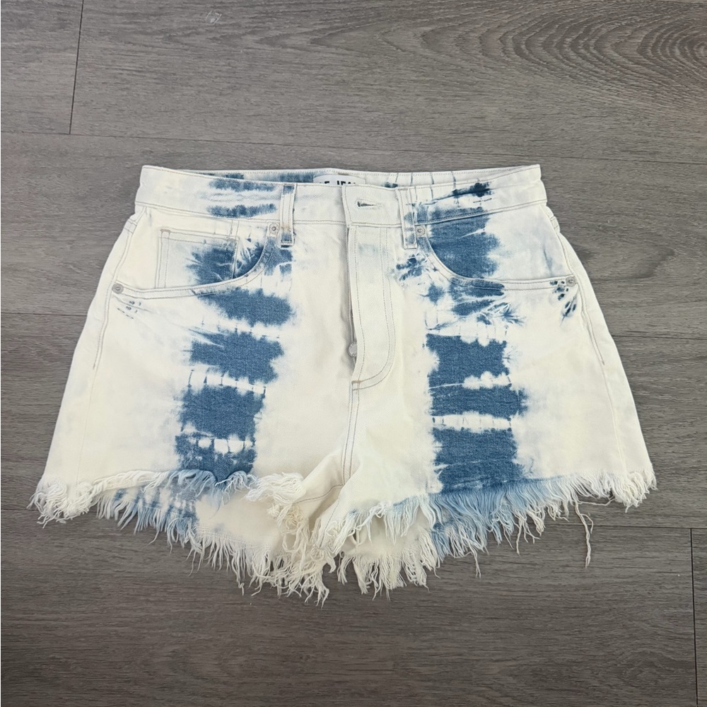 Stylish Tie-Dye Frayed Hem Jean Shorts